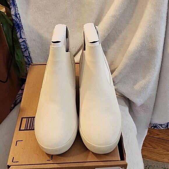 Sorel boots size 8 waterproof NWT - Picture 2 of 5